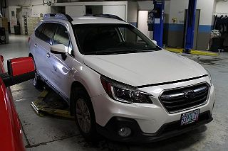 2018 Subaru Outback 2.5i VIN: 4S4BSACC1J3380170