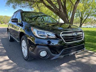 2018 Subaru Outback 2.5i VIN: 4S4BSAFC2J3376740