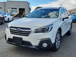 2018 Subaru Outback 3.6R Touring 4S4BSETC7J3388636 in Pompton Plains, NJ 4