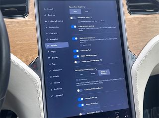 2018 Tesla Model X 100D 5YJXCDE29JF126142 in Bellevue, WA 10