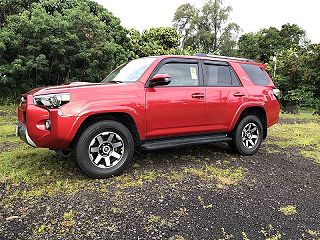 2018 Toyota 4Runner TRD Off Road JTEBU5JR3J5575071 in Hilo, HI 1