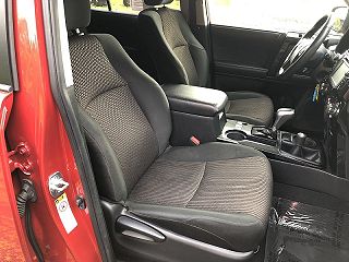 2018 Toyota 4Runner TRD Off Road JTEBU5JR3J5575071 in Hilo, HI 22