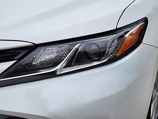 2018 Toyota Camry LE JTNB11HK6J3050933 in Houston, TX 9