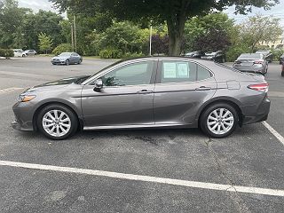 2018 Toyota Camry LE 4T1B11HK1JU622985 in State College, PA 8