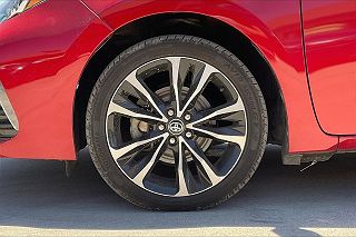 2018 Toyota Corolla SE 5YFBURHE2JP775070 in Fresno, CA 9