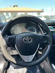 2018 Toyota Corolla LE 5YFBURHE9JP816892 in Loveland, CO 3