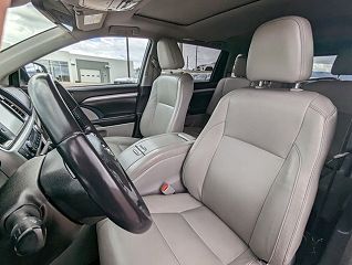 2018 Toyota Highlander  5TDJZRFH3JS555082 in Casper, WY 19