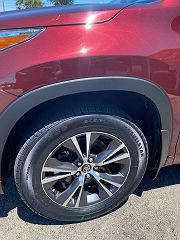 2018 Toyota Highlander LE 5TDBZRFH9JS846903 in Fairfield, OH 6