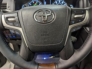 2018 Toyota Land Cruiser  JTMCY7AJ8J4062360 in Mechanicsburg, PA 18