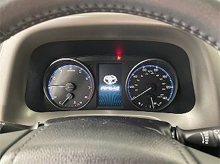 2018 Toyota RAV4 XLE 2T3RFREV1JW736327 in Bremerton, WA 10