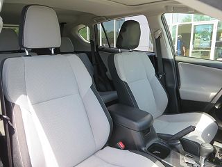 2018 Toyota RAV4 XLE JTMWFREV3JJ725329 in Chiefland, FL 9