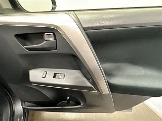 2018 Toyota RAV4 LE JTMBFREV5JJ223002 in Coraopolis, PA 20