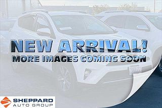 2018 Toyota RAV4 XLE VIN: 2T3RFREV1JW814685
