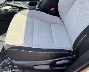 2018 Toyota RAV4 XLE JTMRFREV2JJ225742 in Fremont, CA 22