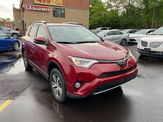 2018 Toyota RAV4 XLE JTMRFREV1JD244216 in Highland Park, MI 2