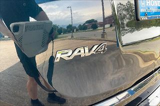 2018 Toyota RAV4 XLE JTMWFREV7JJ189727 in Oklahoma City, OK 9