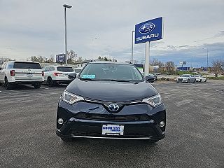 2018 Toyota RAV4 LE JTMRJREV6JD169219 in Rapid City, SD 2