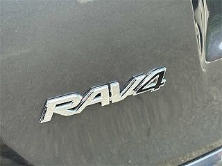 2018 Toyota RAV4 LE JTMZFREV0JJ152158 in Springfield, VA 8