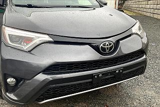 2018 Toyota RAV4 SE JTMJFREV9JJ242499 in Stroudsburg, PA 28