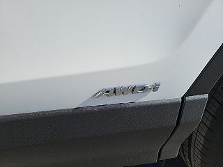 2018 Toyota RAV4 XLE JTMRJREV7JD155572 in West Salem, WI 15