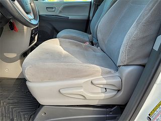 2018 Toyota Sienna L 5TDZZ3DC8JS927975 in Chula Vista, CA 14