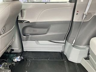 2018 Toyota Sienna XLE 5TDYZ3DCXJS945955 in Hampton, VA 19