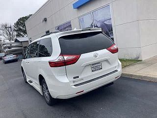 2018 Toyota Sienna XLE 5TDYZ3DCXJS945955 in Hampton, VA 4
