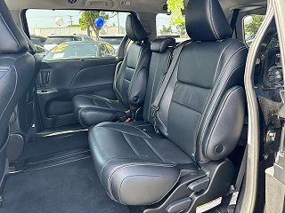 2018 Toyota Sienna SE 5TDXZ3DC0JS949959 in South Gate, CA 11