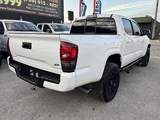 2018 Toyota Tacoma SR5 5TFAX5GN4JX129852 in Miami, FL 5