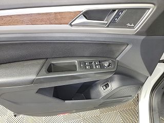 2018 Volkswagen Atlas SEL 1V2NR2CA2JC510523 in Adrian, MI 9