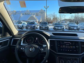 2018 Volkswagen Atlas Launch Edition 1V2HR2CA5JC501019 in Brockton, MA 2