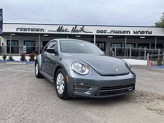2018 Volkswagen Beetle  VIN: 3VWFD7AT3JM712742