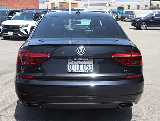 2018 Volkswagen Passat GT 1VWJM7A3XJC039590 in Pasadena, CA 5