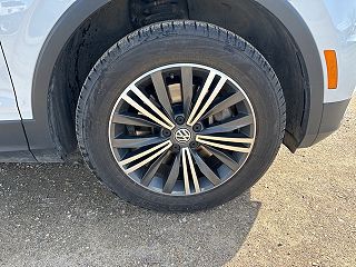 2018 Volkswagen Tiguan SEL 3VV2B7AX8JM072488 in Albert Lea, MN 23