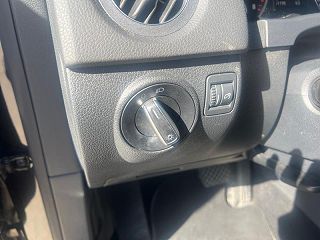 2018 Volkswagen Tiguan  WVGBV7AX0JK003819 in Iowa Falls, IA 16
