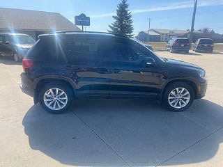 2018 Volkswagen Tiguan  WVGBV7AX0JK003819 in Iowa Falls, IA 6