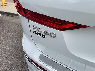 2018 Volvo XC60 T5 Inscription YV4102RL6J1032358 in Brockton, MA 6