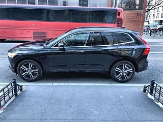 2018 Volvo XC60 T5 Momentum LYV102RK2JB122741 in New York, NY 8