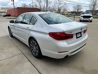 2019 BMW 5 Series 530i xDrive WBAJA7C56KWW31625 in Chesterfield, MI 3