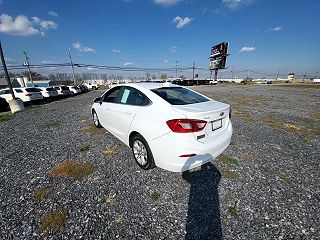 2019 Chevrolet Cruze LT 1G1BE5SM2K7116956 in Martinsburg, WV 8