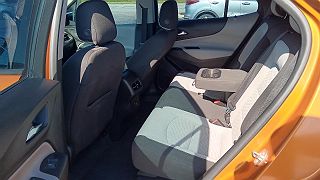 2019 Chevrolet Equinox LS 2GNAXHEV2K6191358 in Olathe, KS 6