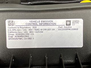 2019 Chevrolet Express 3500 1GCZGGFP9K1328949 in Hopkins, MN 30