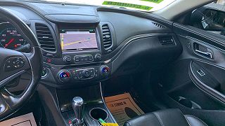 2019 Chevrolet Impala Premier 2G1105S31K9136387 in Tulare, CA 16