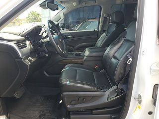 2019 Chevrolet Suburban LT 1GNSCHKC0KR111109 in Hialeah, FL 10