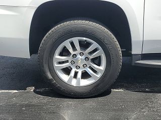 2019 Chevrolet Suburban LT 1GNSCHKC0KR111109 in Hialeah, FL 40