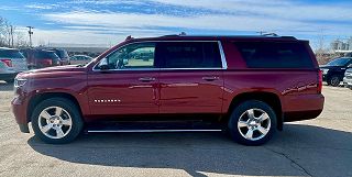 2019 Chevrolet Suburban Premier 1GNSKJKC0KR297907 in Milbank, SD 1