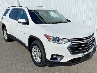 2019 Chevrolet Traverse LT 1GNERGKWXKJ225083 in DuBois, PA 3