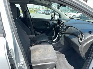 2019 Chevrolet Trax LS 3GNCJNSB7KL270149 in Martinsburg, WV 15