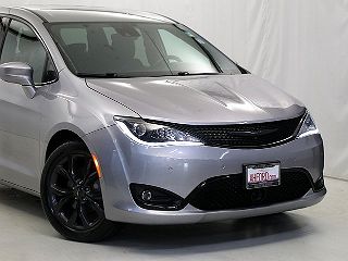 2019 Chrysler Pacifica Touring 2C4RC1FG9KR569401 in Arlington Heights, IL 2