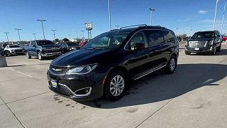 2019 Chrysler Pacifica Touring-L 2C4RC1BG1KR706532 in Grand Island, NE 4